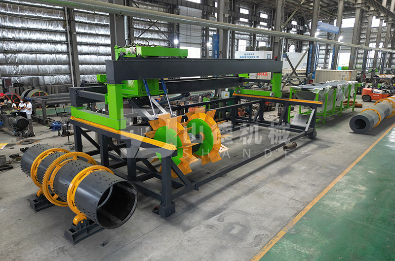 有機肥輪盤翻拋機